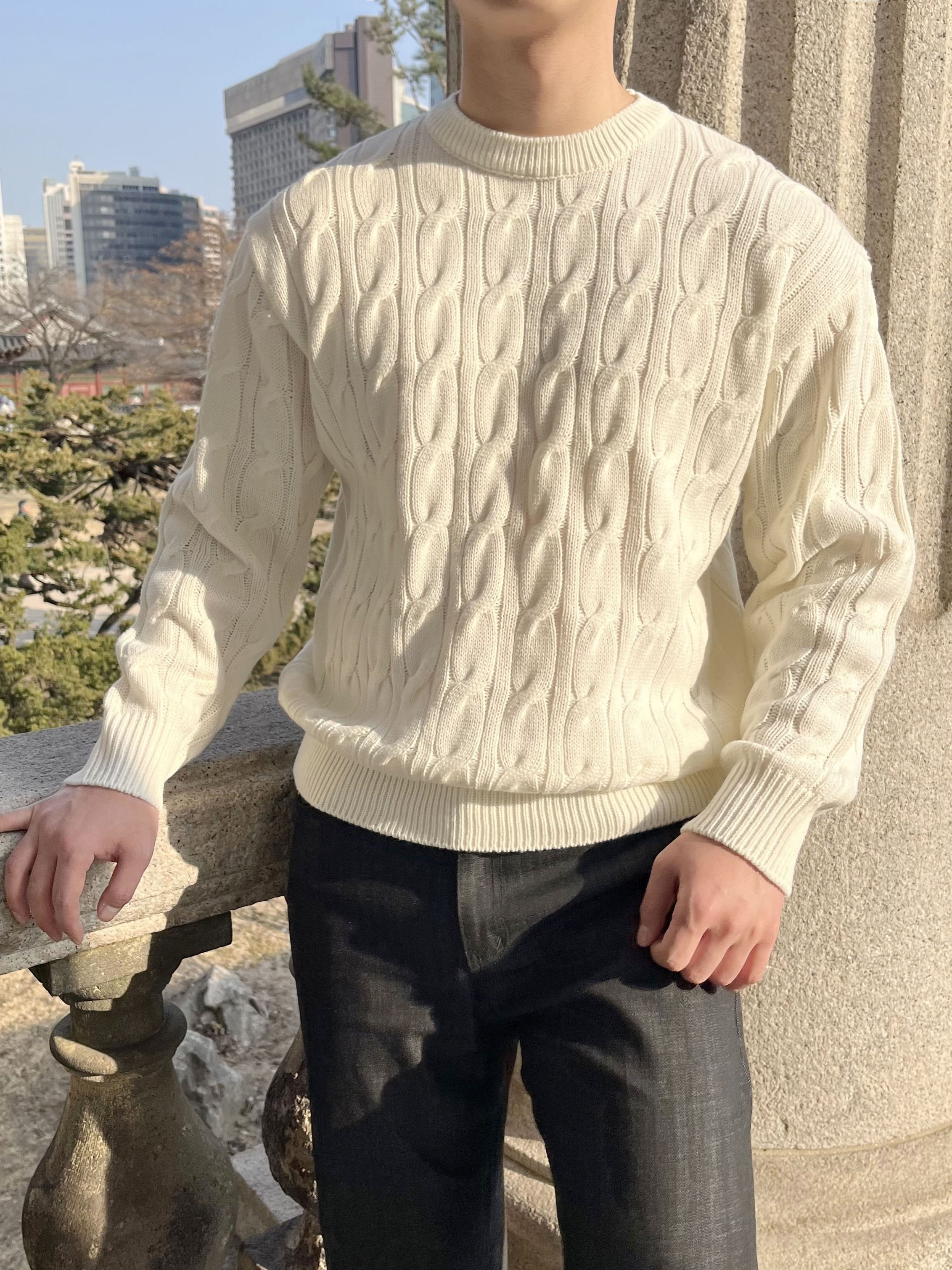 Cable Round Knit